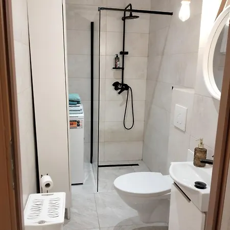 شقة Night Host Trzebnicka 84 Free Parking *