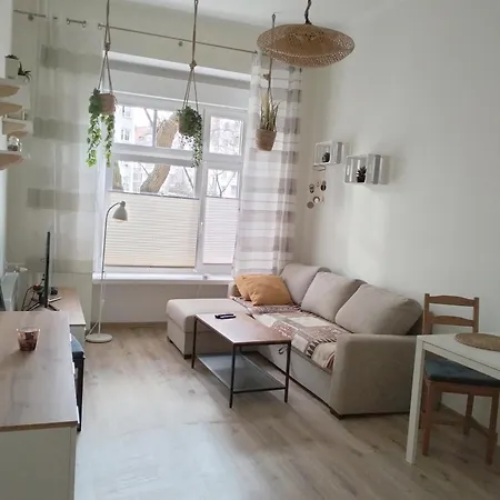 Night Host Trzebnicka 84 Free Parking Wroclaw