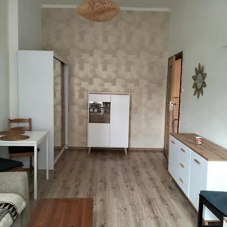 Night Host Trzebnicka 84 Free Parking Wroclaw