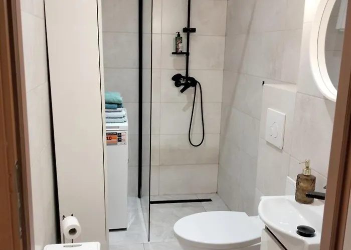 Appartamento Night Host Trzebnicka 84 Free Parking *